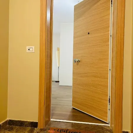 Апартаменты D'amar House